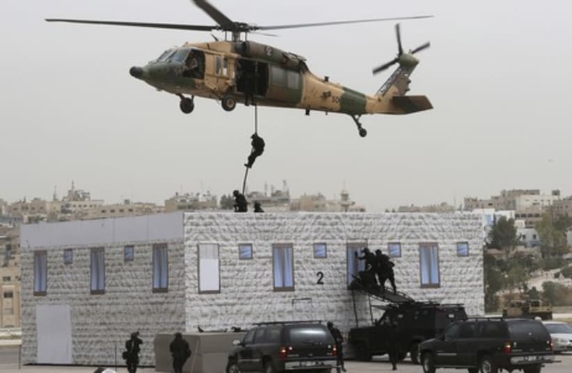 Jordanian special forces stage anti-terrorism drill in Amman. (photo credit: REUTERS)