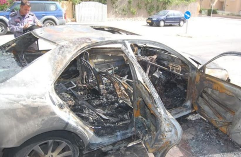 Judge's car set on fire in Beersheba (photo credit: TIMI REGEV/SHEVA)