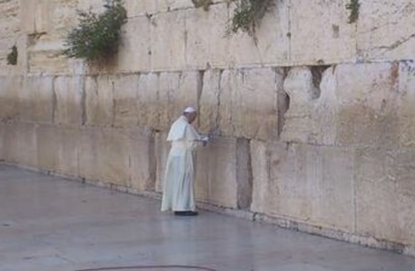 Pope at Western Wall (photo credit: YONAH JEREMY BOB)