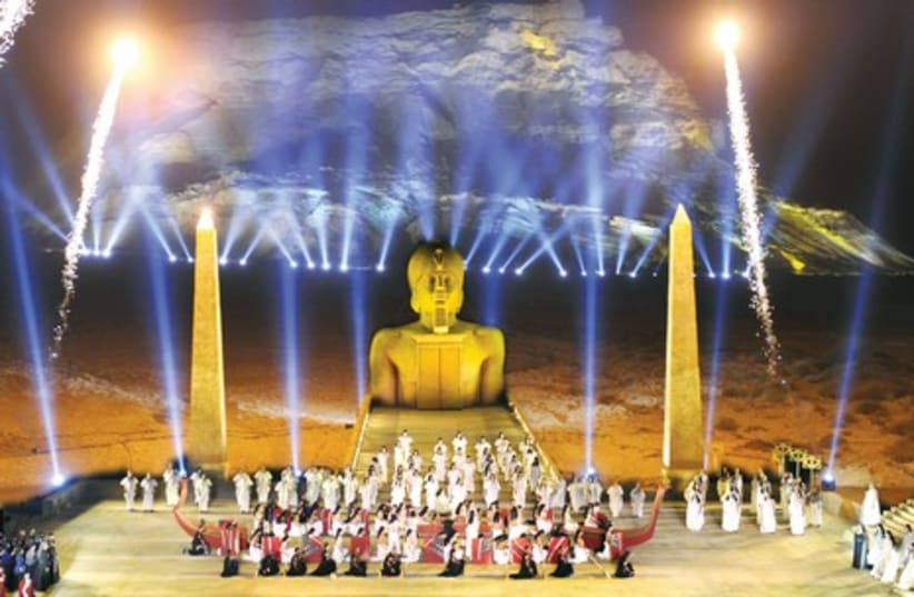 VERDI’S OPERA ‘Aida’ performed at Masada and conducted by Daniel Oren in June 2011. (photo credit: YOSSI ZWECKER)