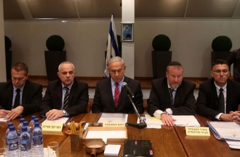 Prime Minister Netanyahu at cabinet meeting, June 15, 2014 (photo credit: MARC ISRAEL SELLEM)