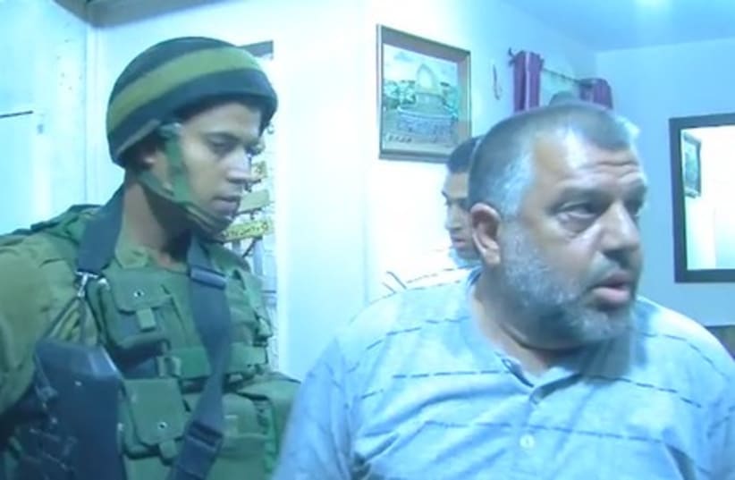 Arrest of Hamas leader Hassan Yousuf in Hebron. (photo credit: IDF SPOKESMAN'S OFFICE)
