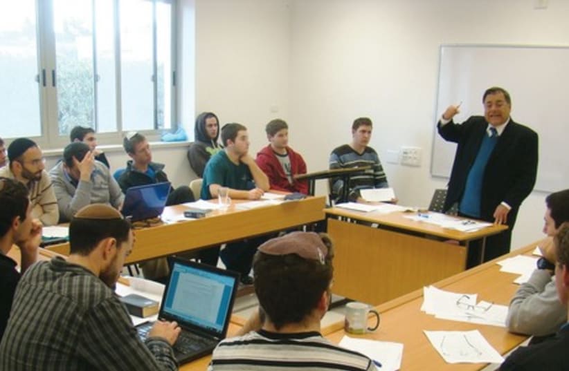 Rabbi Shlomo Riskin teaches a class of students from the Joseph and Gwendolyn Straus Rabbinical Seminary and Yeshivat Hesder Machanayim. (photo credit: GERSHON ELLINSON)