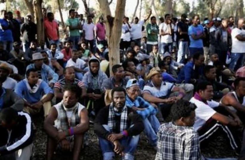 African asylum seekers camp out during a protest after leaving Holot. (photo credit: REUTERS)