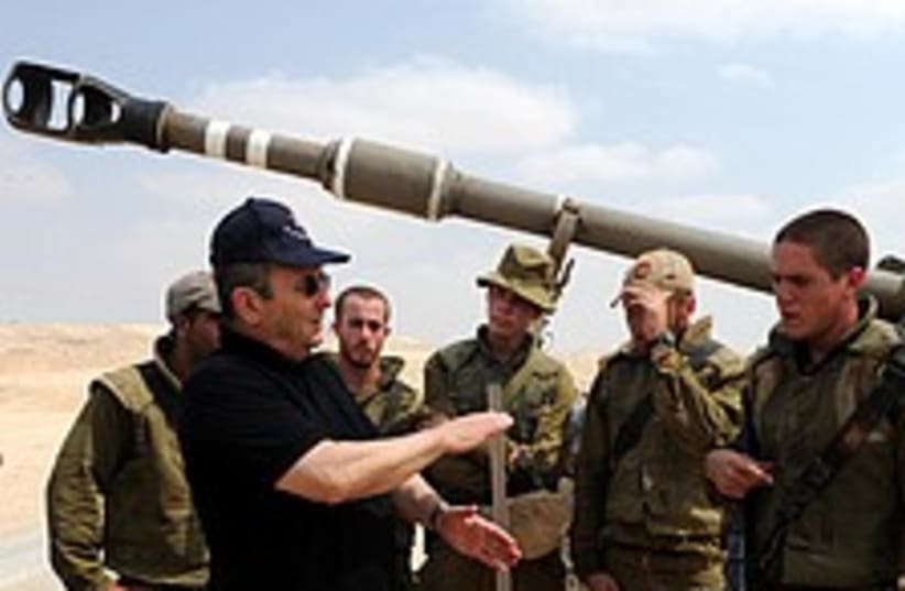 barak large cannon 224 88 (photo credit: Ariel Hermoni/Defense Ministry)