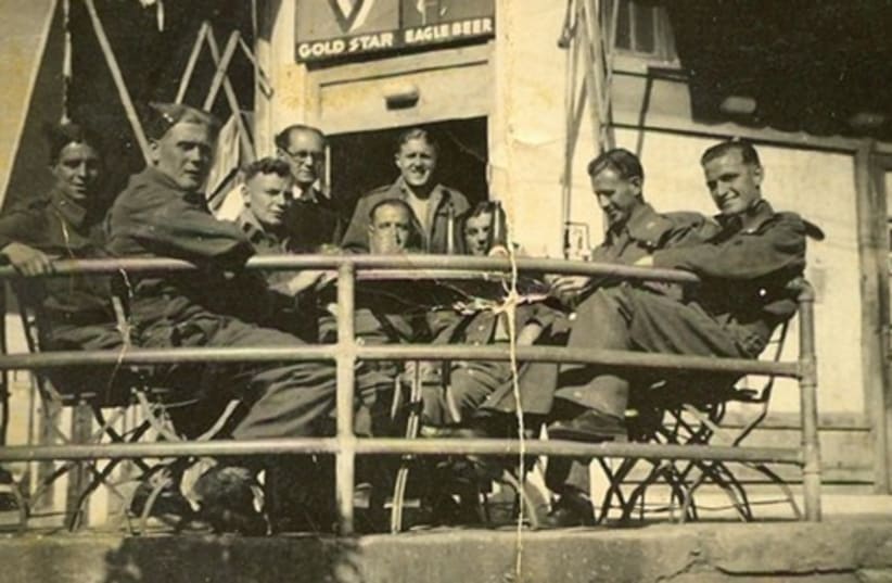 British soldiers enjoying Café Fiedler (photo credit: COURTESY KFAR SABA MUSEUM)
