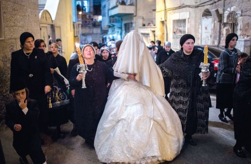 Haredi wedding (photo credit: YONATHAN SINDEL / FLASH 90)