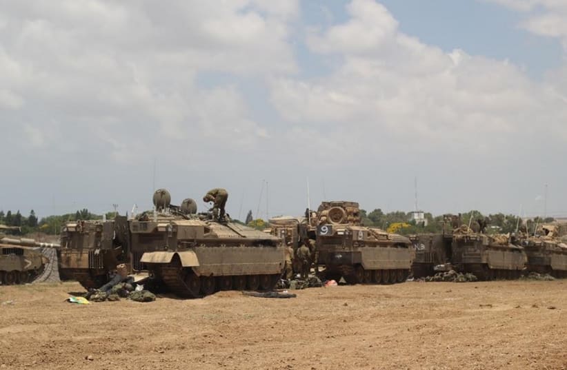 Gaza border, July 18  (photo credit: BEN HARTMAN)