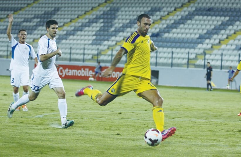 Despite Rade Prica’s numerous misses, Maccabi Tel Aviv still secured its progress to the third qualifying round of the Champions League last night with a victory over Santa Coloma in Cyprus. (photo credit: MACCABI TEL AVIV WEBSITE)