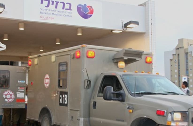 A military ambulance at Barzilai Medical Center. (photo credit: TOVAH LAZAROFF)