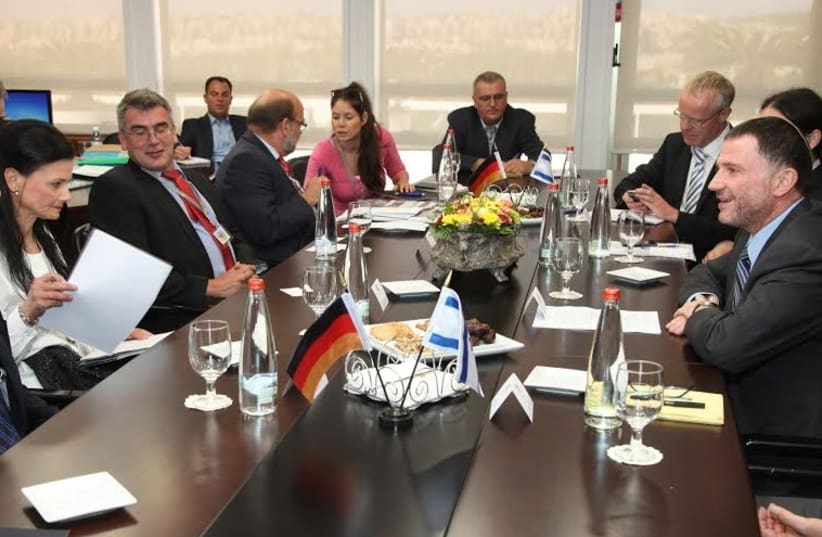 Knesset Speaker Yuli Edelstein with German lawmakers in Jerusalem (photo credit: KNESSET SPOKESMAN'S OFFICE)