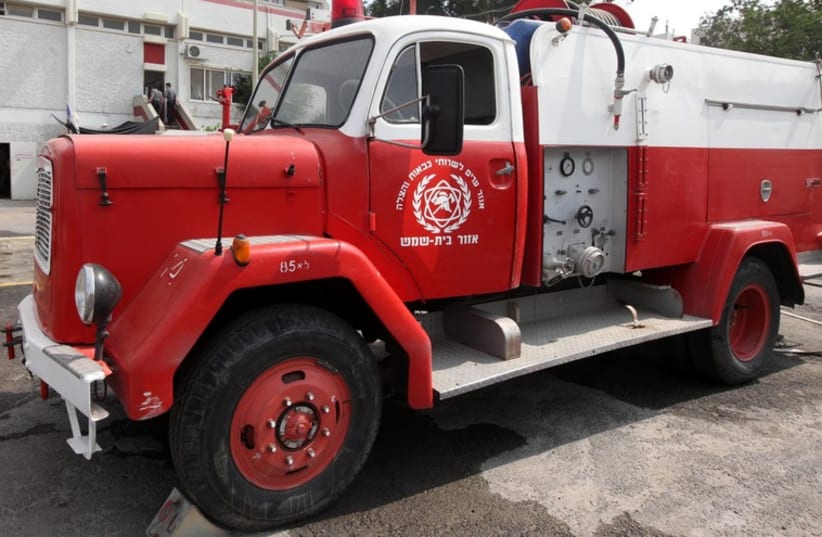 Fire Truck (photo credit: MARC ISRAEL SELLEM/THE JERUSALEM POST)