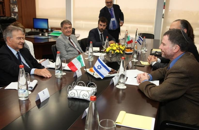 Italian Foreign Affairs Commission President Fabrizio Cicchitto and a delegation of Italian MPs meet with Knesset Speaker Yuli Edelstein. (photo credit: KNESSET SPOKESMAN'S OFFICE)