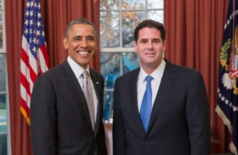 Israel's ambassador to the US, Ron Dermer (R), and US President Barack Obama. (photo credit: TWITTER)