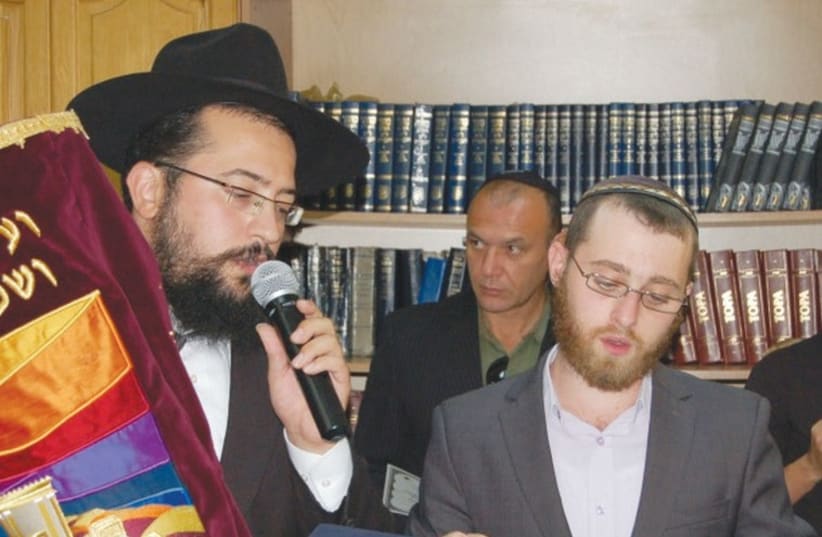 RABBI MENDEL COHEN (left) (photo credit: PR)