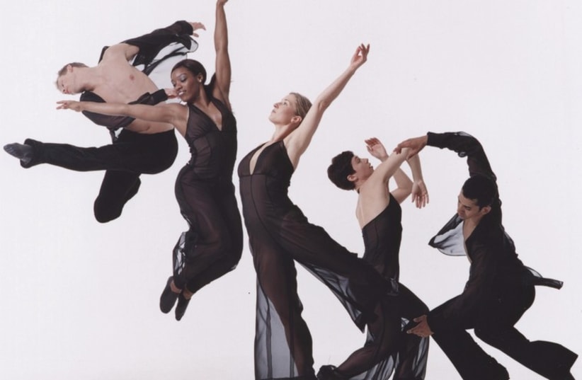 River North Dance Chicago dance troupe (photo credit: LOIS GREENFIELD)