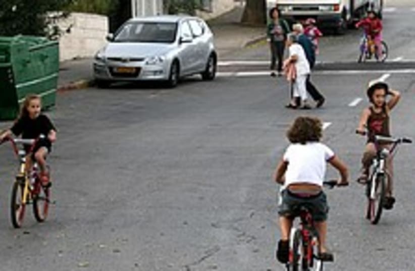 kids children bicycle yom kippur 224 (photo credit: Ariel Jerozolimski)
