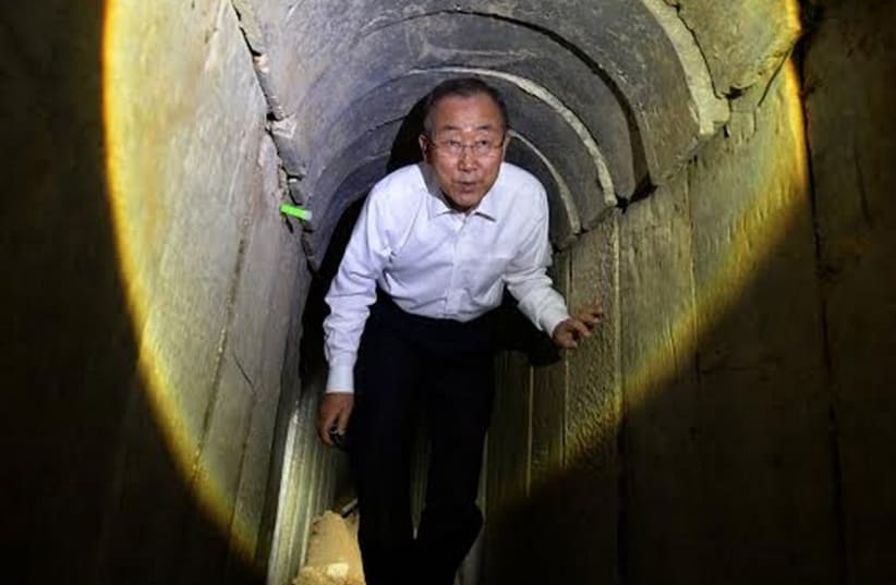 UN Secretary-General Ban Ki-moon tours Hamas infiltration tunnel into southern Israel. (photo credit: HAIM ZACH/GPO)
