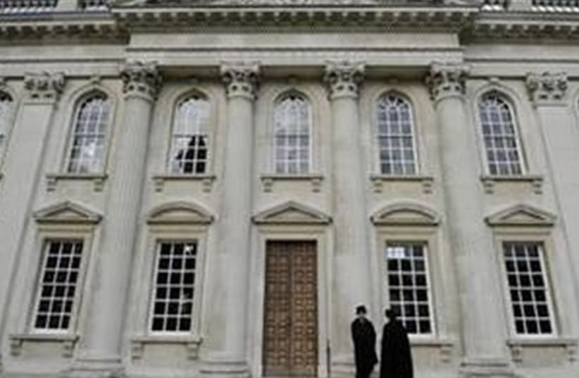 Building at Cambridge University in England. (photo credit: REUTERS)