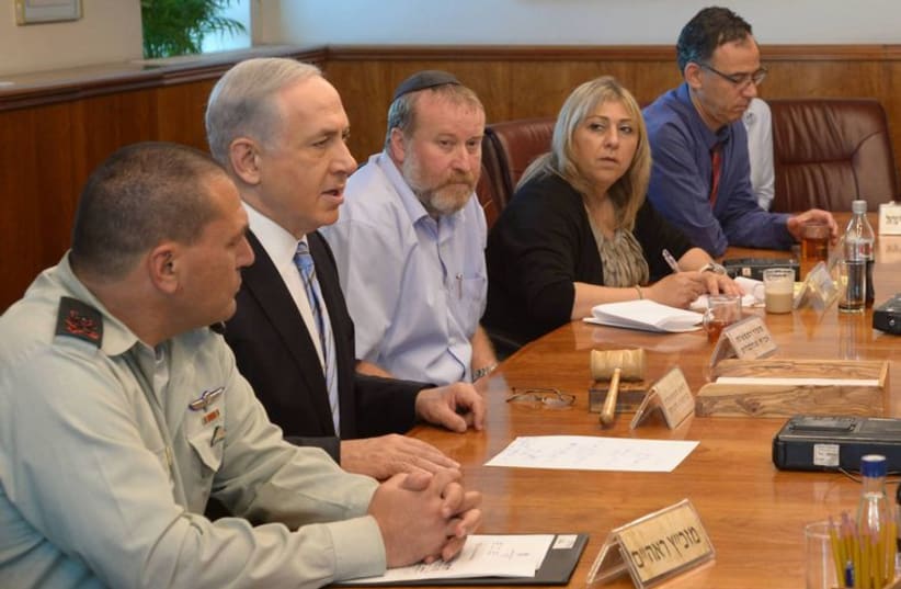 Netanyahu at a meeting about Jerusalem (photo credit: AMOS BEN GERSHOM, GPO)