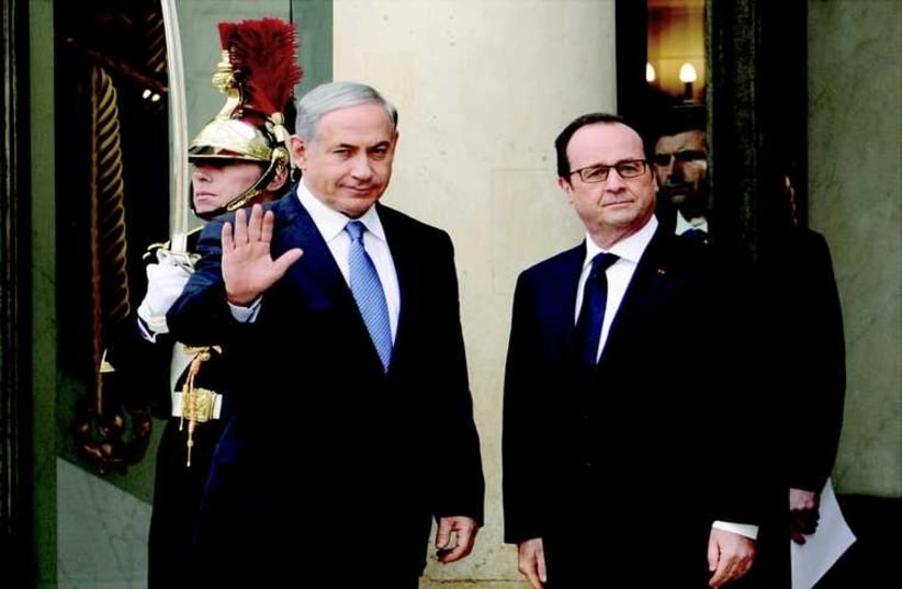 Bibi a-t-il fait preuve de mépris envers la France? (photo credit: EREZ LICHTFELD)
