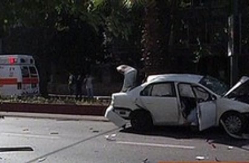 tel aviv car bomb mob hit mafia  248 88 (photo credit: Channel 10)