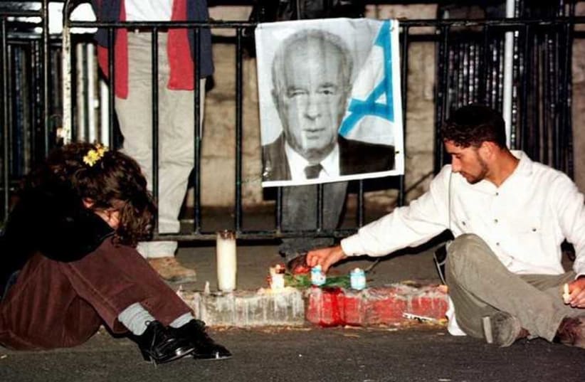 Israelis mourn the assassiniation of Prime Minister Yitzhak Rabin (photo credit: REUTERS)
