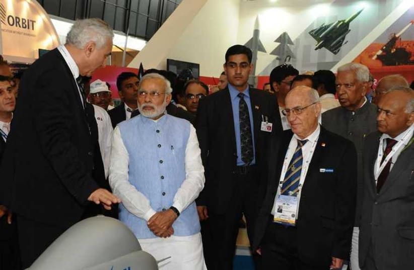 ndian Prime Minister visits an IAI booth at Aero India 2015 exhibitition (photo credit: Courtesy)