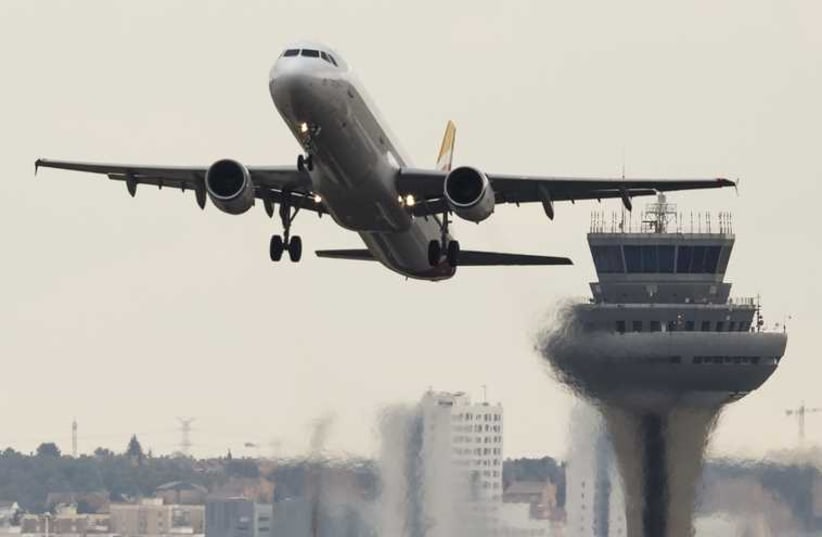 Airplane takeoff (photo credit: REUTERS)