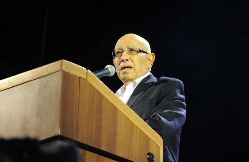 Meir Dagan, former head of Mossad, addresses a rally calling for Prime Minister Benjamin Netanyahu's defeat in the upcoming elections (photo credit: AVSHALOM SASSONI)