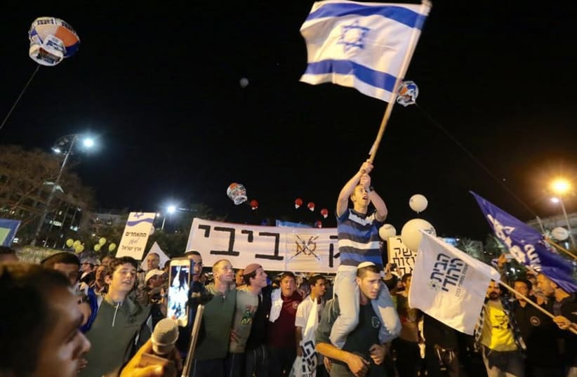 Right-wing rally in Tel Aviv, March 15, 2015 (photo credit: MARC ISRAEL SELLEM/THE JERUSALEM POST)