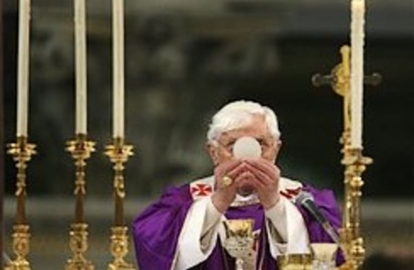 pope drinks from cup 248 ap (photo credit: AP)