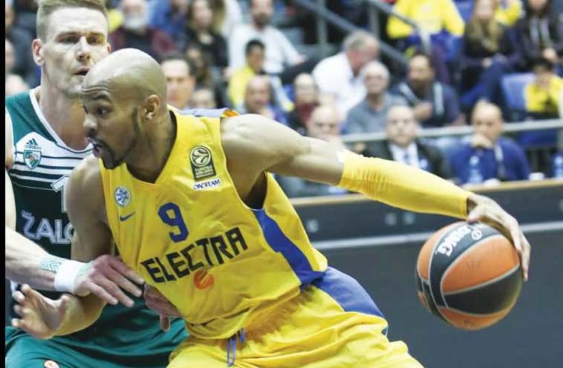 After an erratic season to date, Maccabi Tel Aviv is hoping center Alex Tyus comes up with one of his better performances Thursdy when the yellow-and-blue hosts Galatasaray at Yad Eliyahu Arena (photo credit: DANNY MARON)