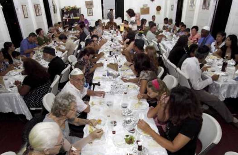 Passover seder (photo credit: REUTERS)