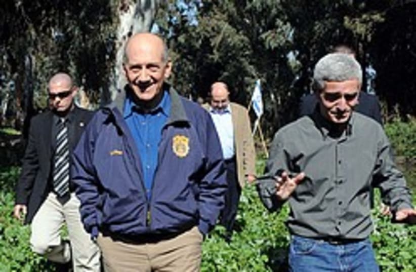 Olmert strawberry fields 248 88 (photo credit: GPO)