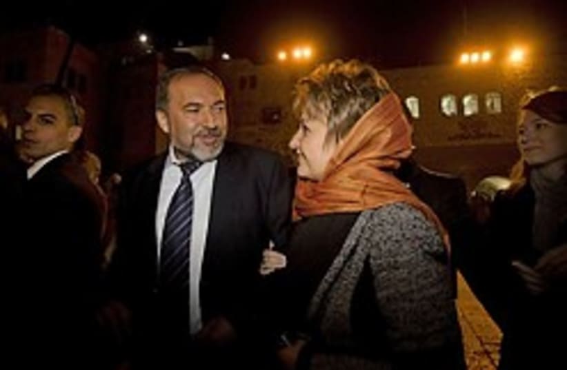 lieberman and wife 248.88 (photo credit: AP)