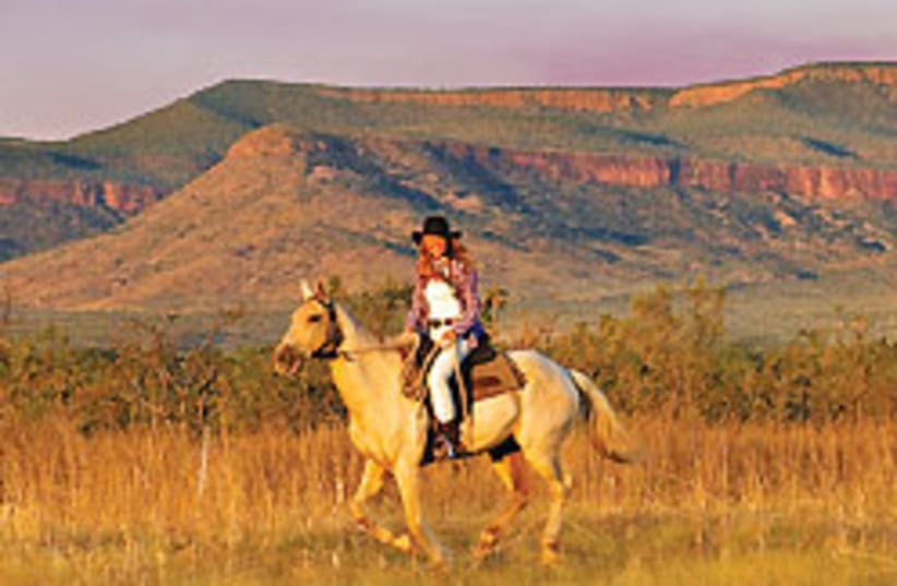 horseback riding 88 248 (photo credit: Courtesy Western Australia Tourism)