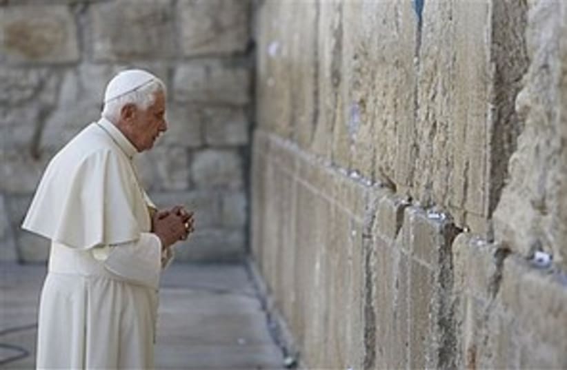 pope at the wall 2 298.88 (photo credit: ap)