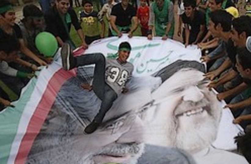 Khatami Mousavi 248.88 (photo credit: AP)