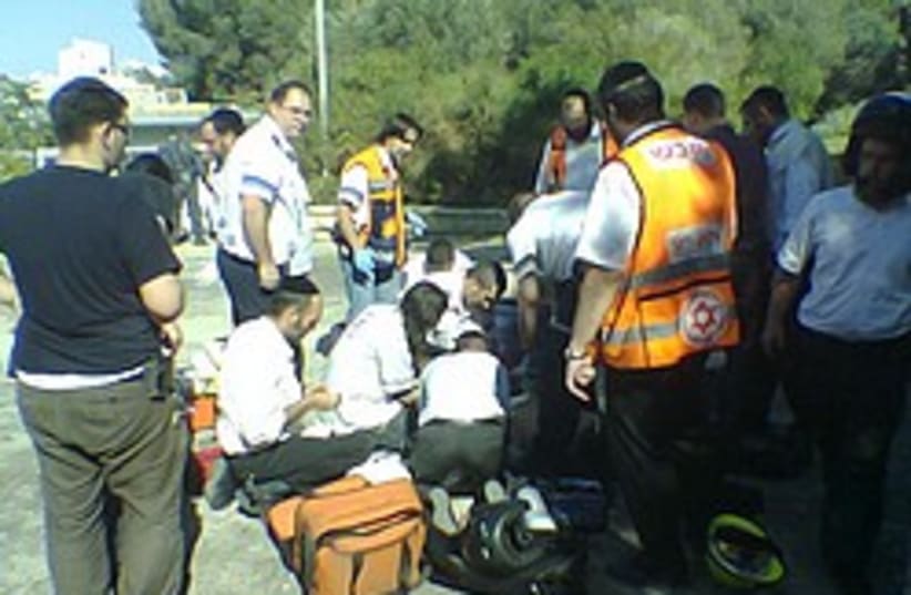 MDA jerusalem accident 248 88 (photo credit: Ram Weiner - Atar Katzar)
