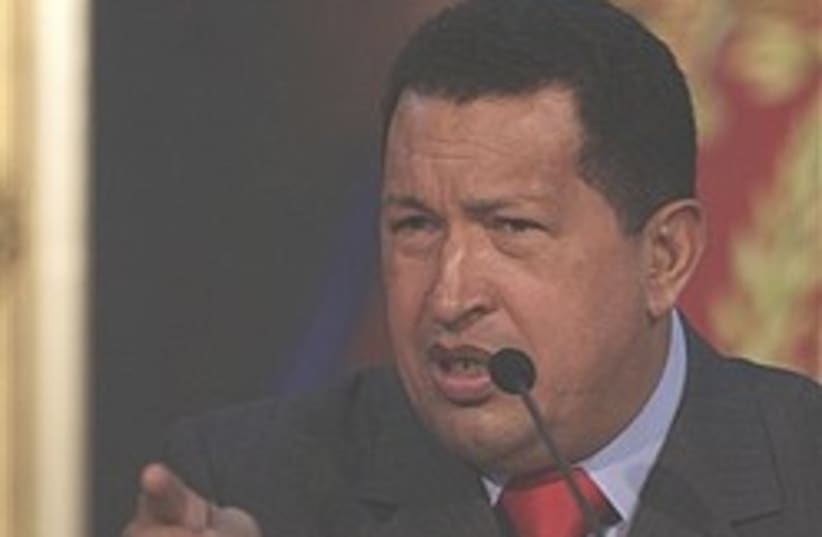 Chavez points finger 248.88 (photo credit: )