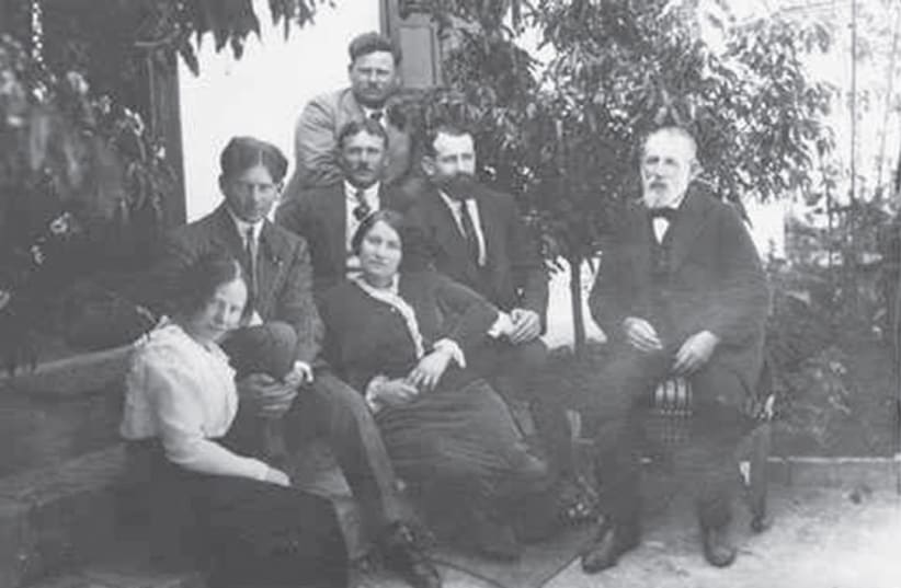 A LARGE ROLE in securing the Balfour Declaration was played by the Jewish underground movement headed by Aaron Aaronsohn, seen at the rear of this family photograph. (photo credit: BEIT AARONSOHN ZICHRON YA’ACOV)