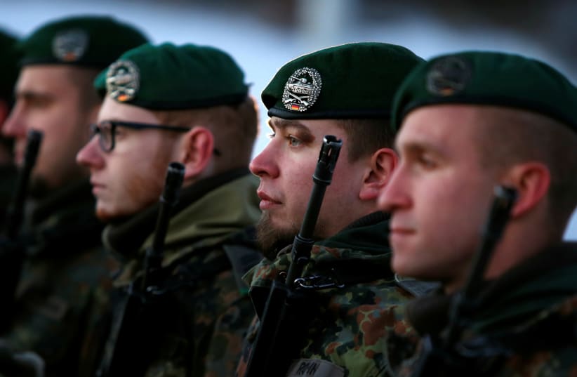 Soldiers of the German armed forces, January 19, 2017 (photo credit: REUTERS)