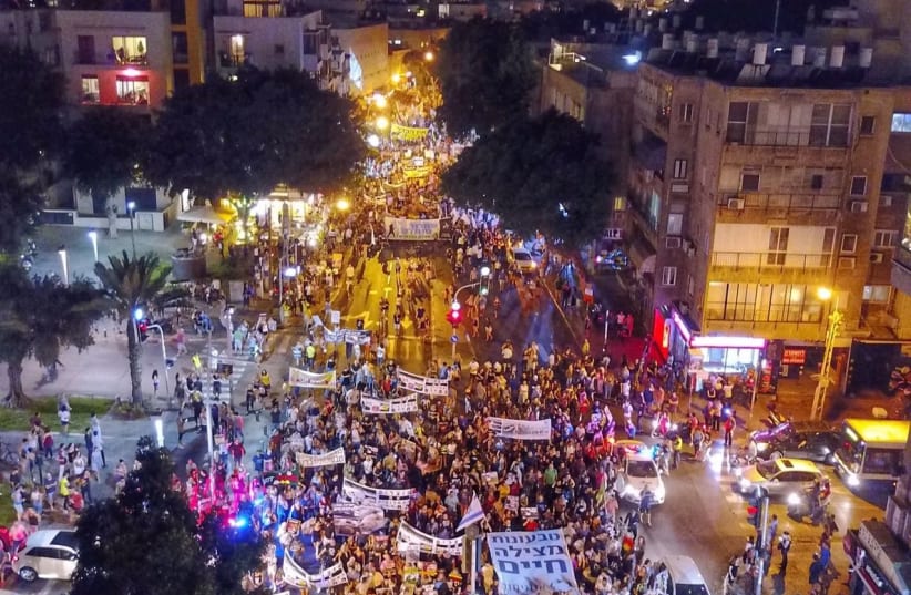 Thousands of animal rights protesters gather in Tel Aviv for historic rally.  (photo credit: HAREL BEN NON)