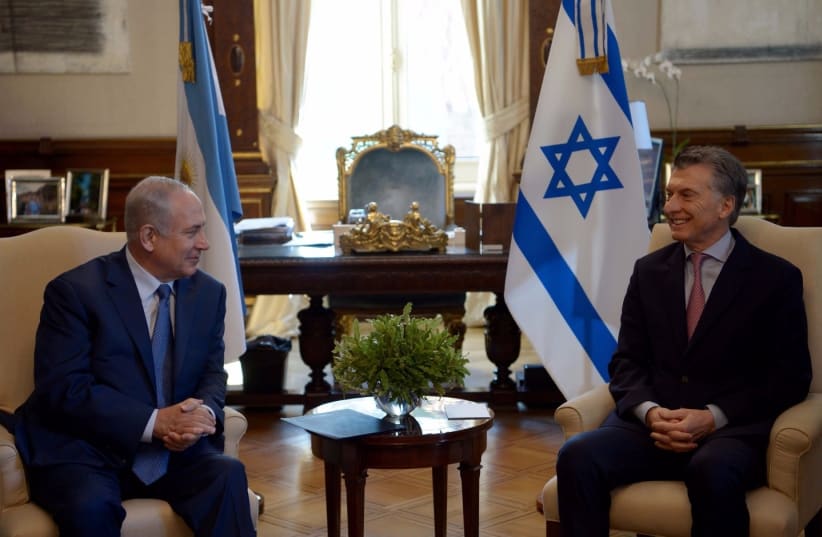 Netanyahu meeting with Argentinian President Mauricio Macri  (photo credit: AVI OHAYON - GPO)