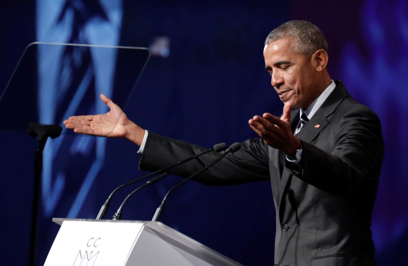 Former US President Barack Obama delivers a speech (photo credit: DARIO AYALA / REUTERS)