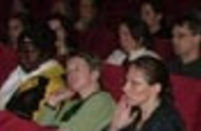 movie audience 88  (photo credit: )