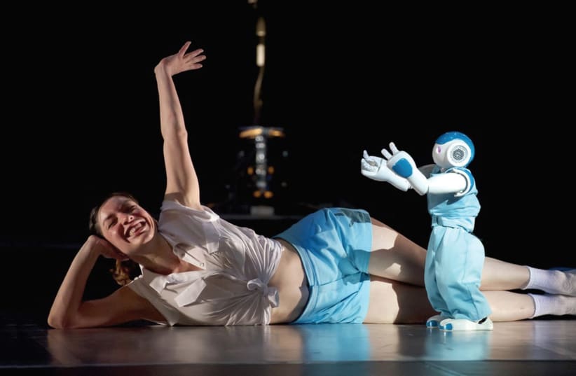 Spanish choreographer Blanca Li brings her acclaimed Robot to Tel Aviv. (photo credit: LAURENT PHILIPPE)