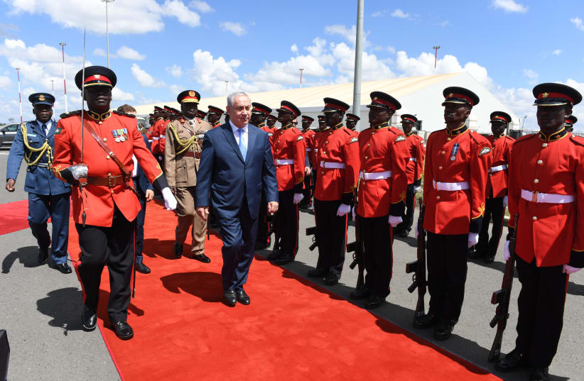 Benjamin Netanyahu arrives in Kenya, November 28, 2017. (photo credit: CHAIM TZACH/GPO)