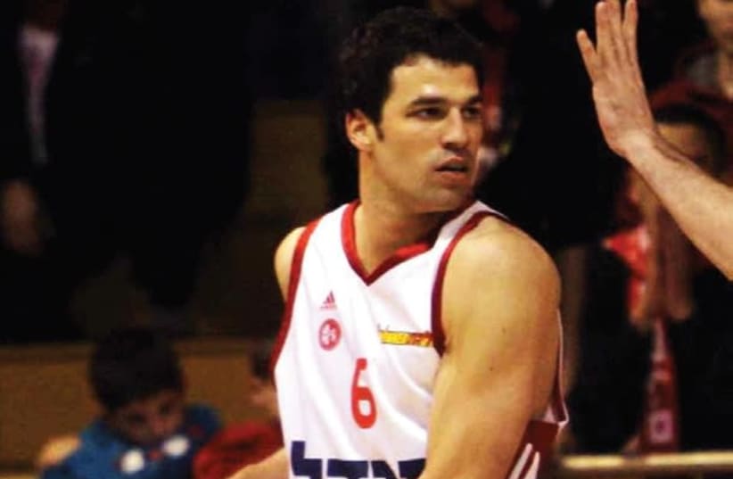 Uri Kukia (seen above during his time as a player for Hapoel Jerusalem) is the first active Israeli basketball player to publicly announce his homosexuality (photo credit: BSL)